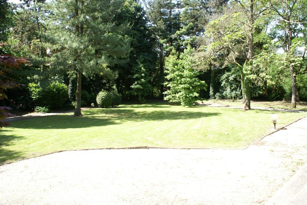 Logis Hotel Du Chateau Combourg Exteriér fotografie